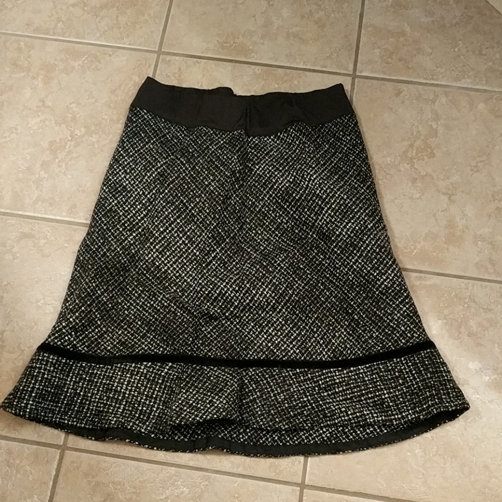 🎉 Host Pick 🎉 Gap maternity Tweed and velvet ribbon skirt
